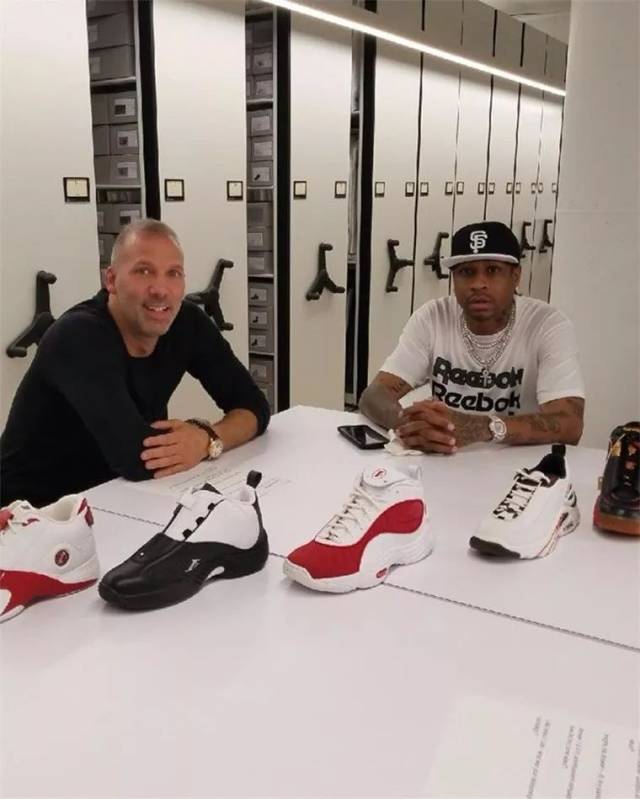 更是把中场 更是把中场